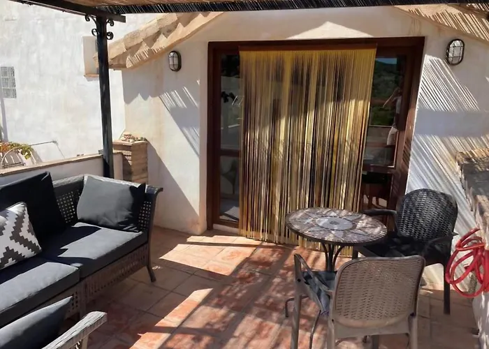 Casa Balcon *